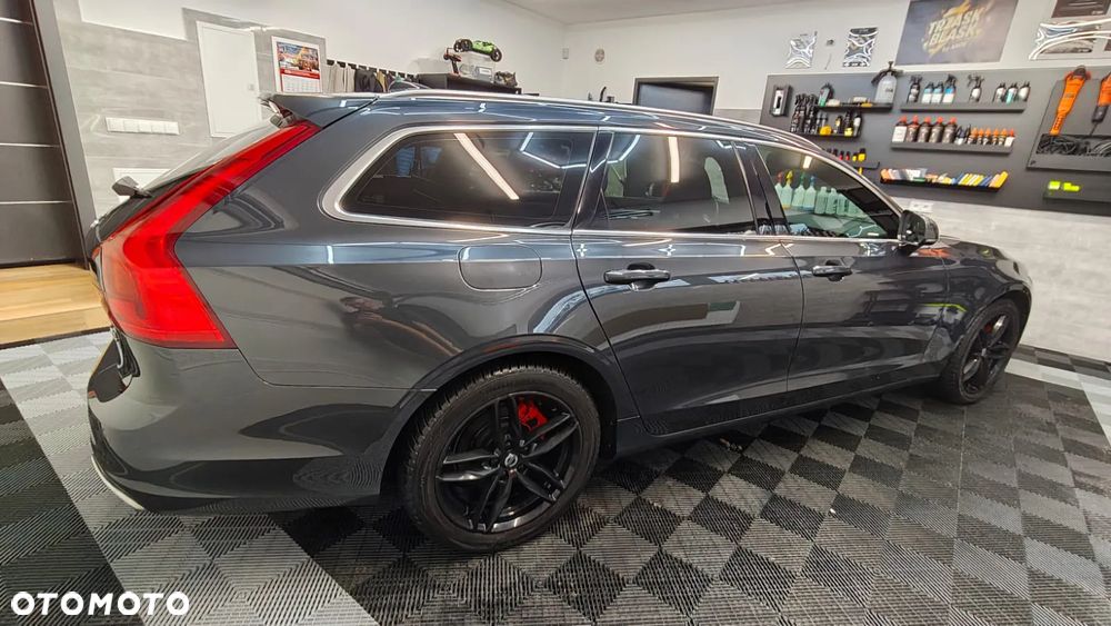 Volvo V90 D4 Geartronic Momentum - 16