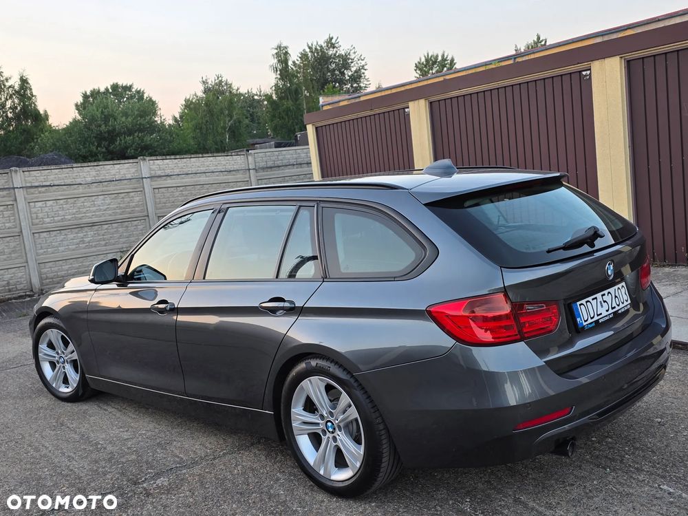 BMW Seria 3 320d - 3