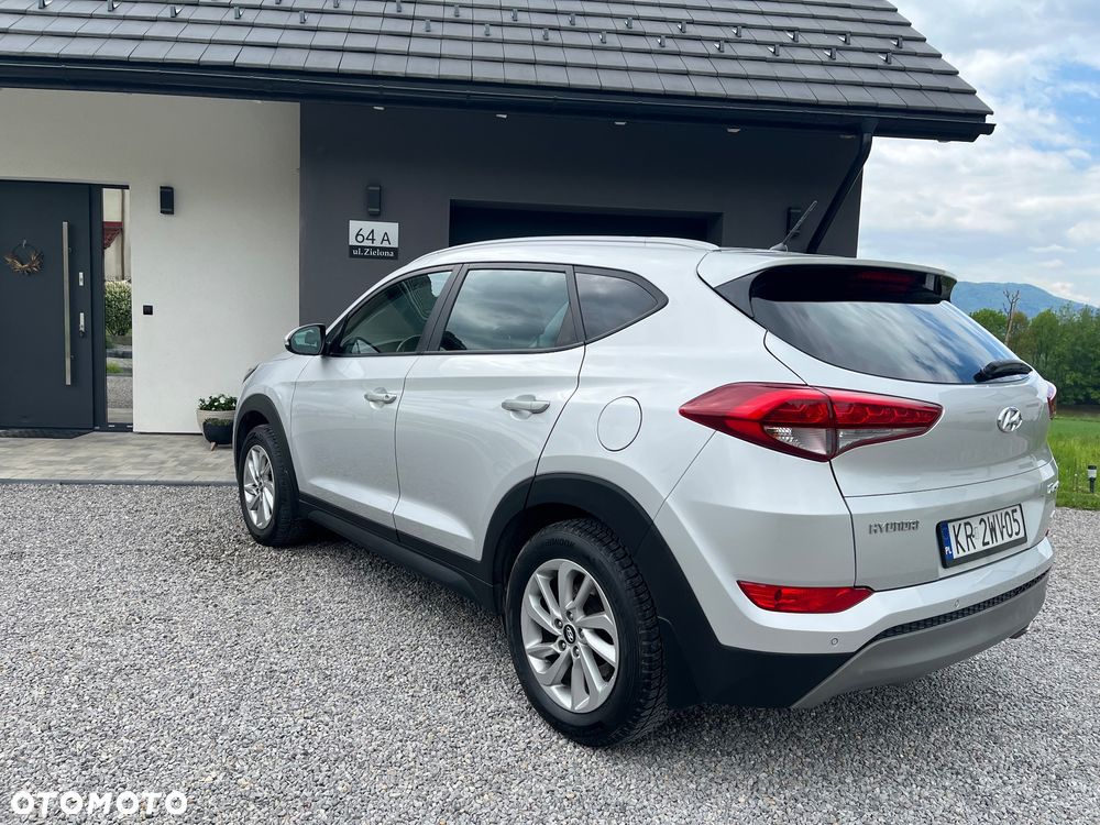 Hyundai Tucson 2.0 CRDI Comfort 4WD - 32