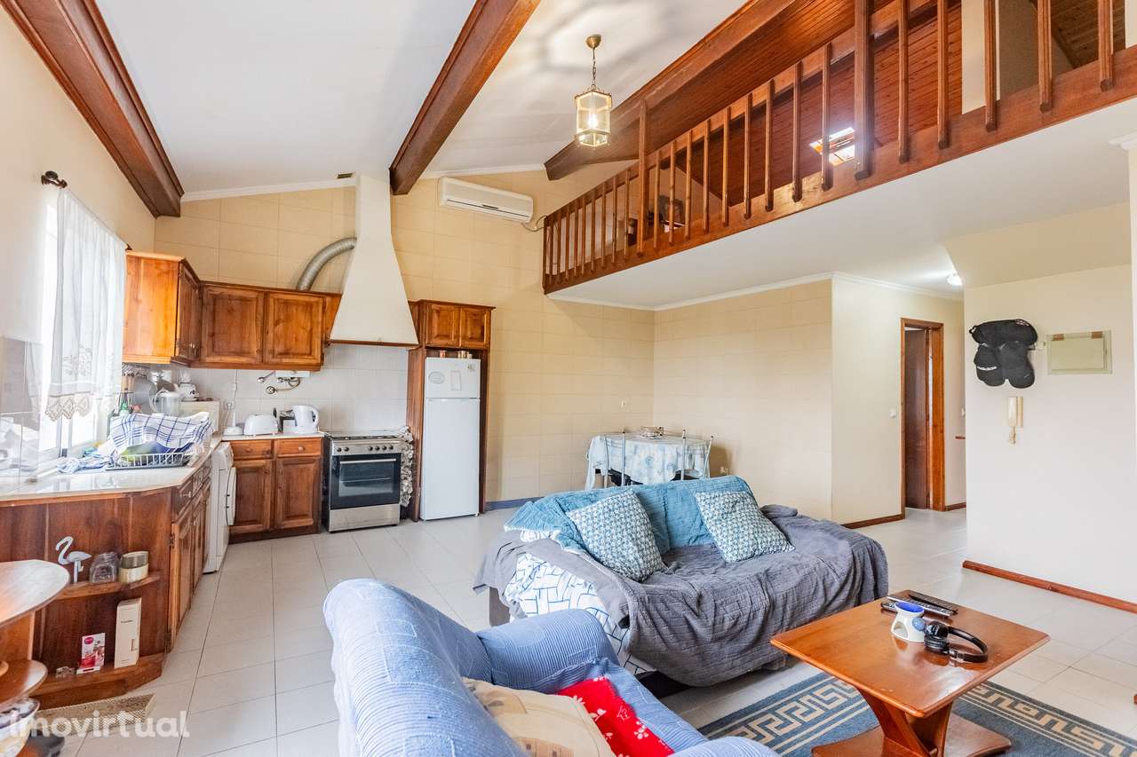 Apartamento na Vila Franca do Campo - Grande imagem: 3/8