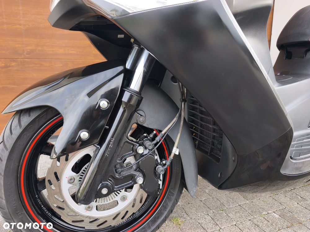 SYM GTS - 7