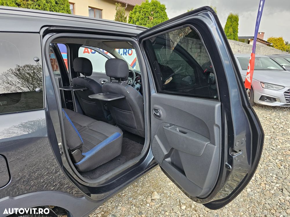 Dacia Lodgy 1.6 Stepway - 31