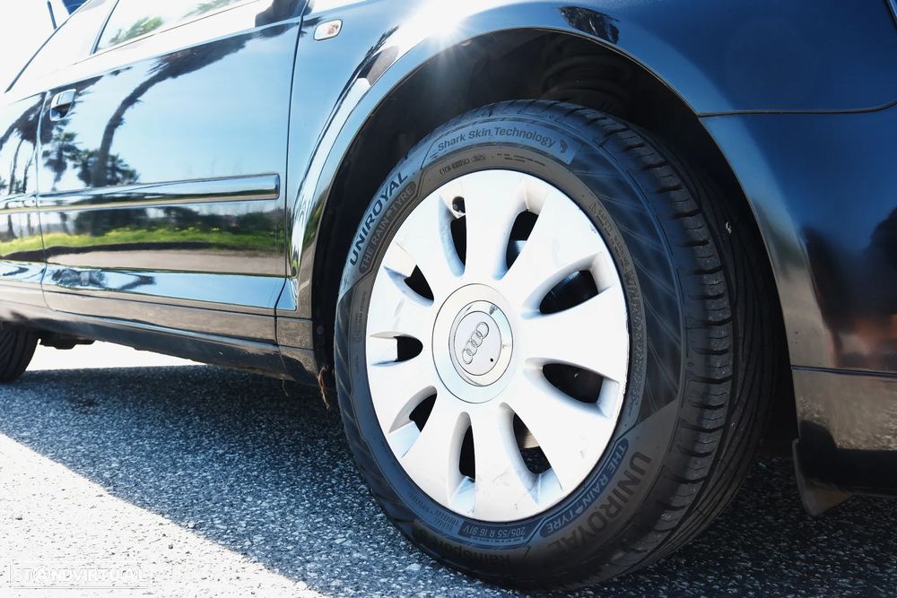 Audi A3 1.6 FSI Attraction - 8