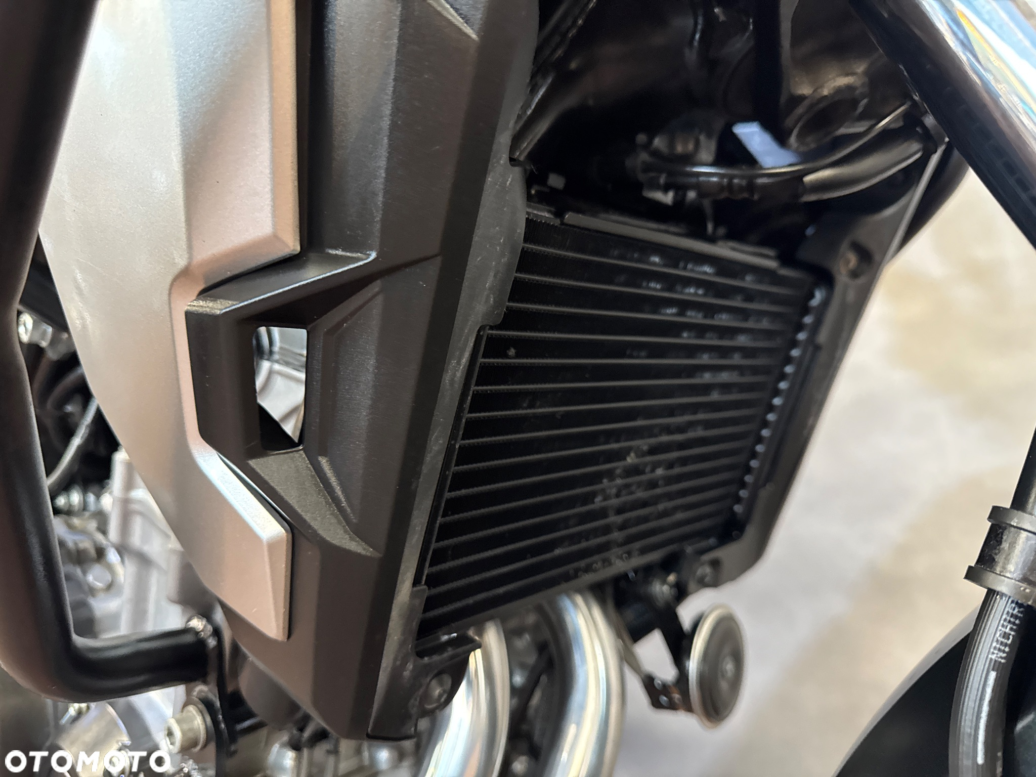 Honda CB - 10