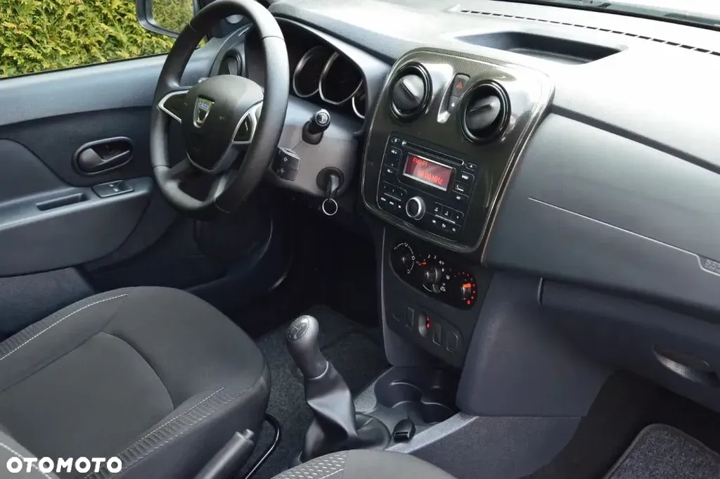 Dacia Sandero SCe 75 Comfort - 29