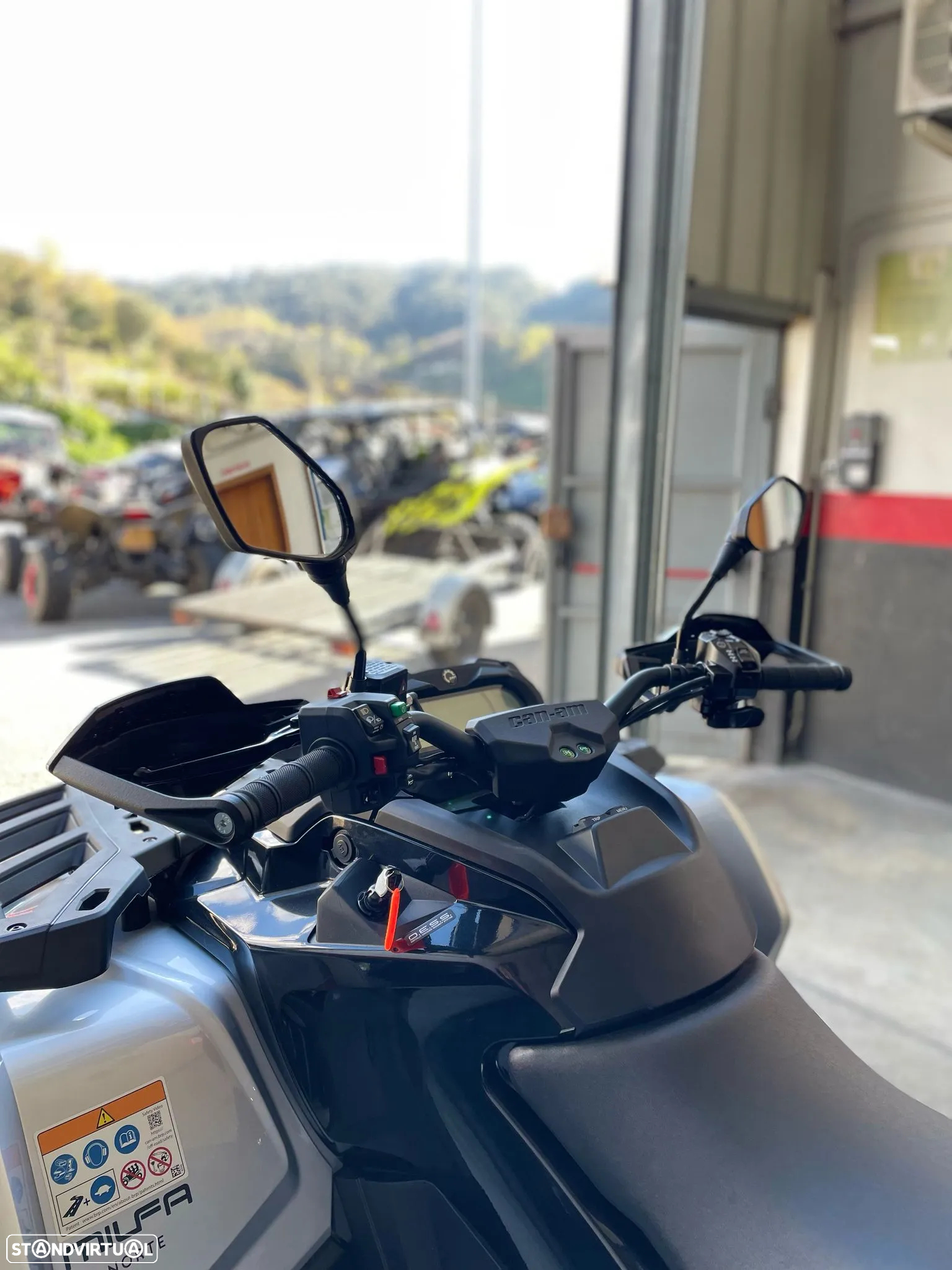 Can-Am Outlander Max 1000 XT-P (Viatura de Serviço) - 16