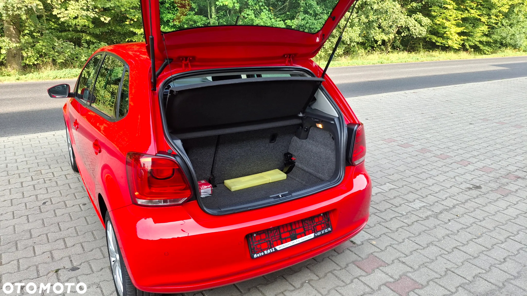 Volkswagen Polo 1.6 TDI Comfortline - 17