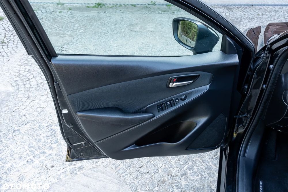 Mazda 2 SKYACTIV-G 90 Exclusive-Line - 22