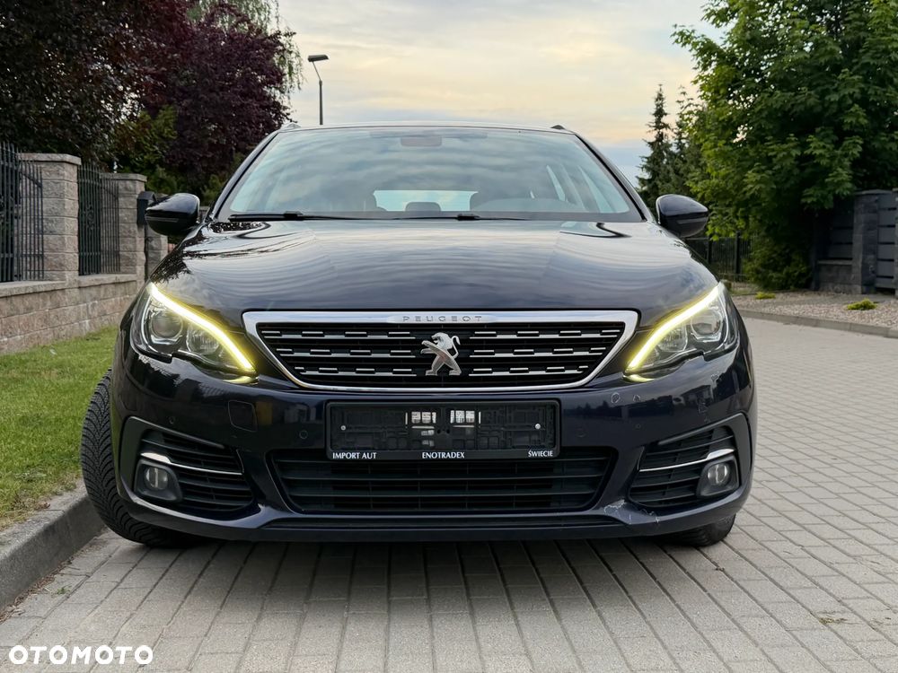 Peugeot 308 BlueHDi FAP 130 Stop & Start Allure - 23