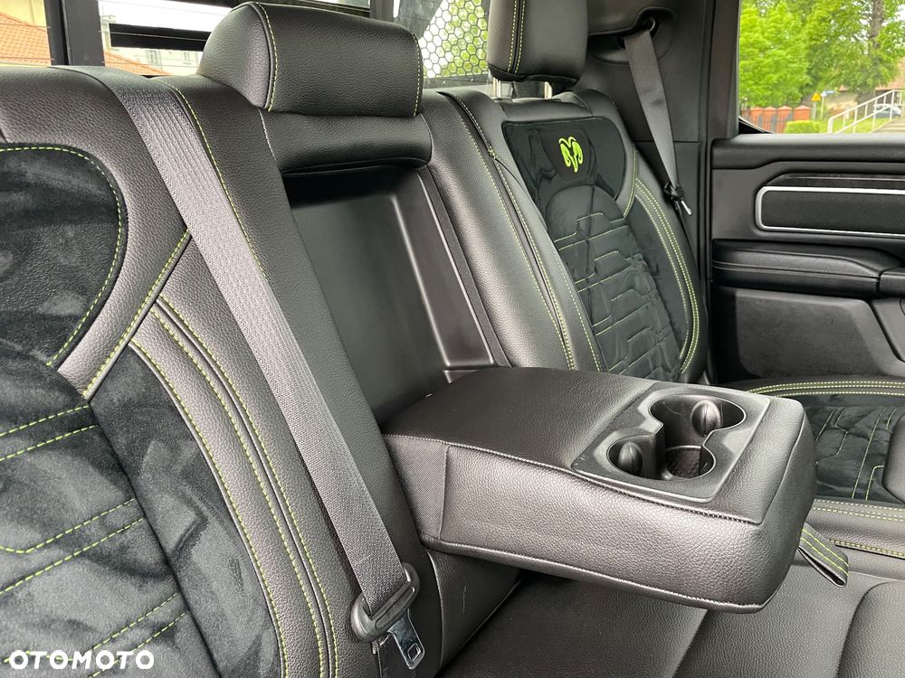 RAM 1500 5.7 Crew Cab Bighorn - 21