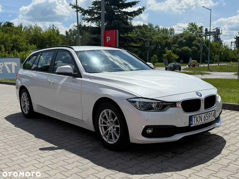 BMW Seria 3 318d M Sport Shadow - 17