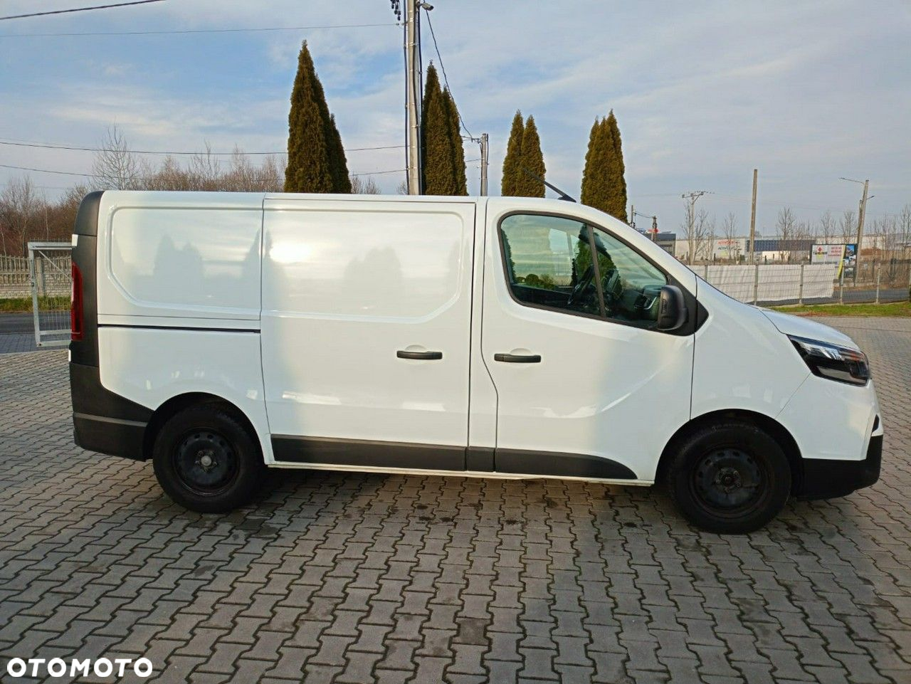Renault Trafic - 8