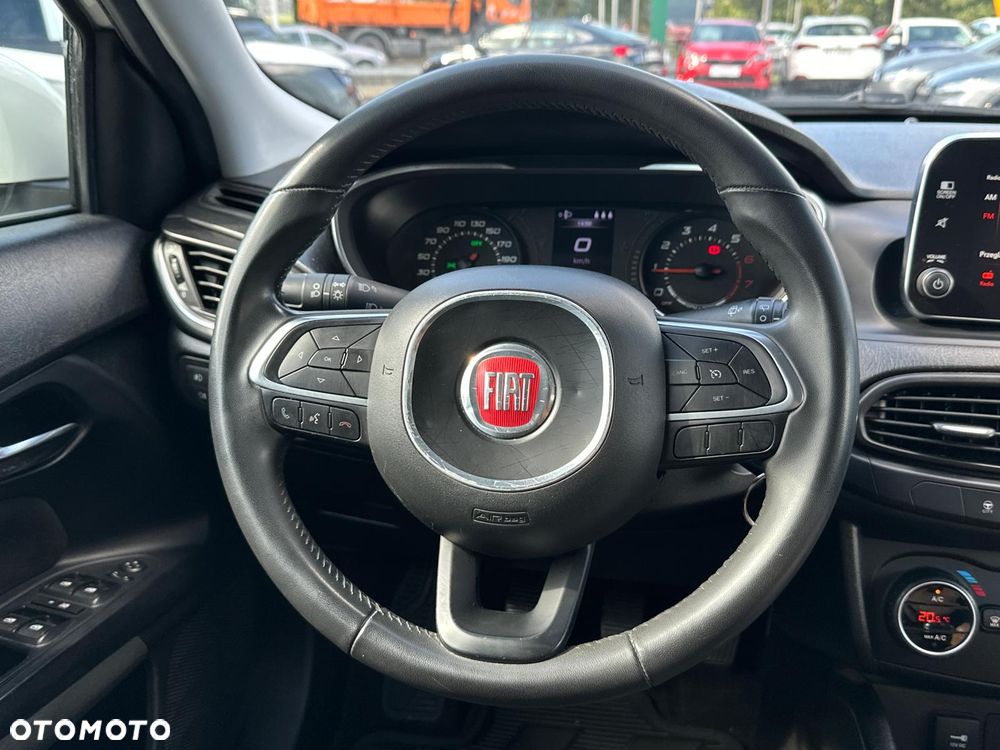 Fiat Tipo 1.4 T-Jet 16v Lounge - 11