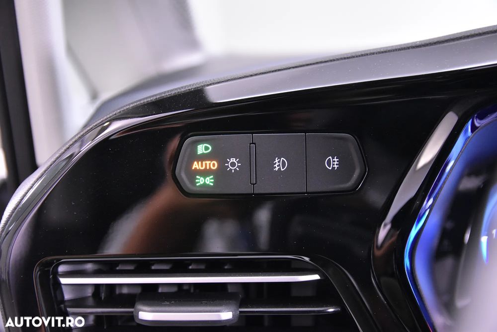 Ford Tourneo Connect 2.0L EcoBlue LWB Titanium - 16