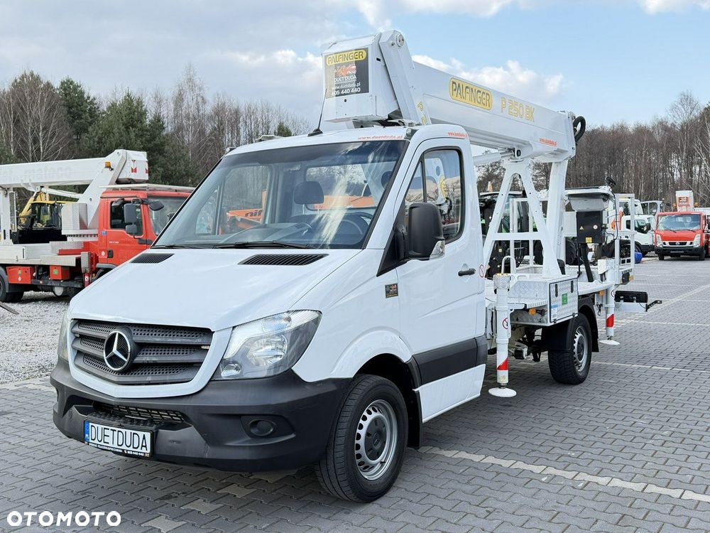 Mercedes-Benz Sprinter - 6