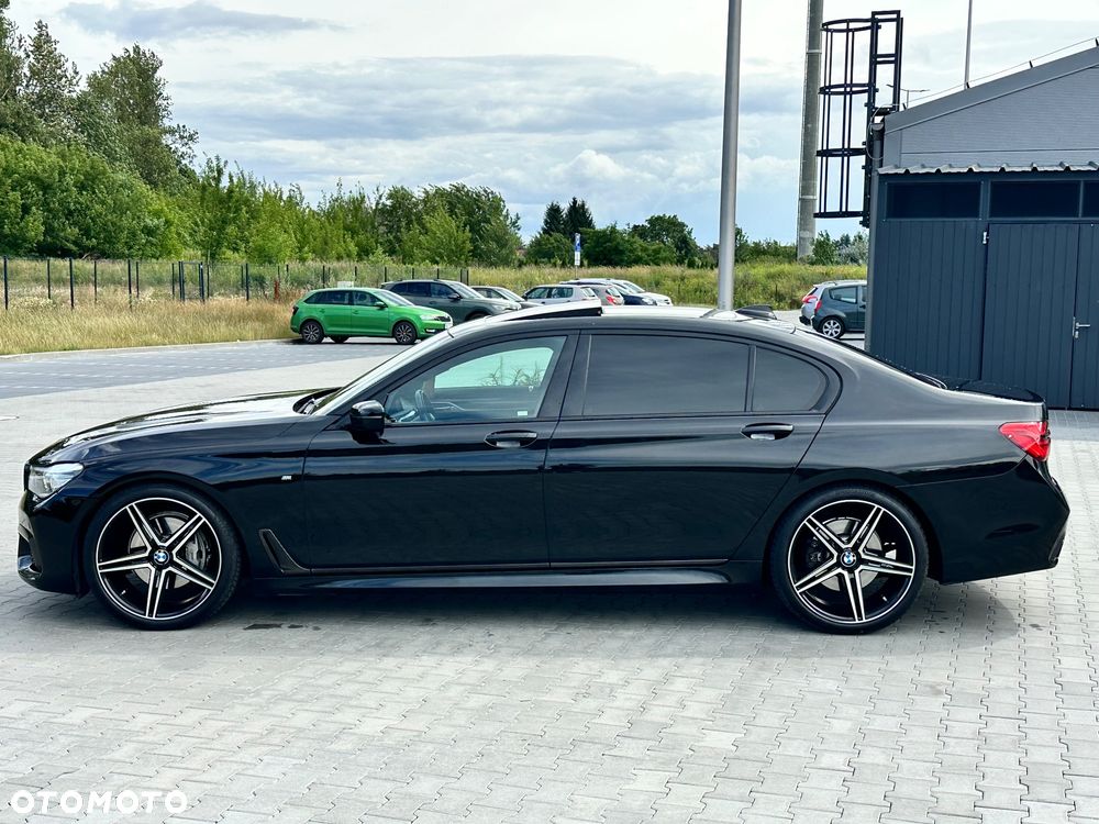 BMW Seria 7 740Li - 11