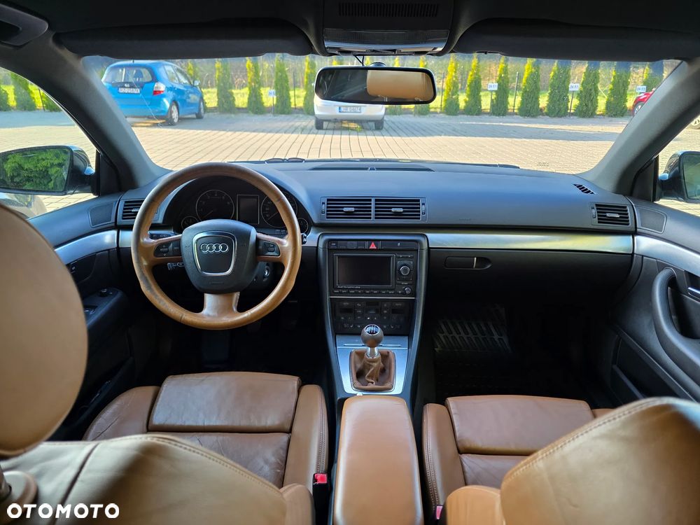 Audi A4 Avant 1.8T - 7