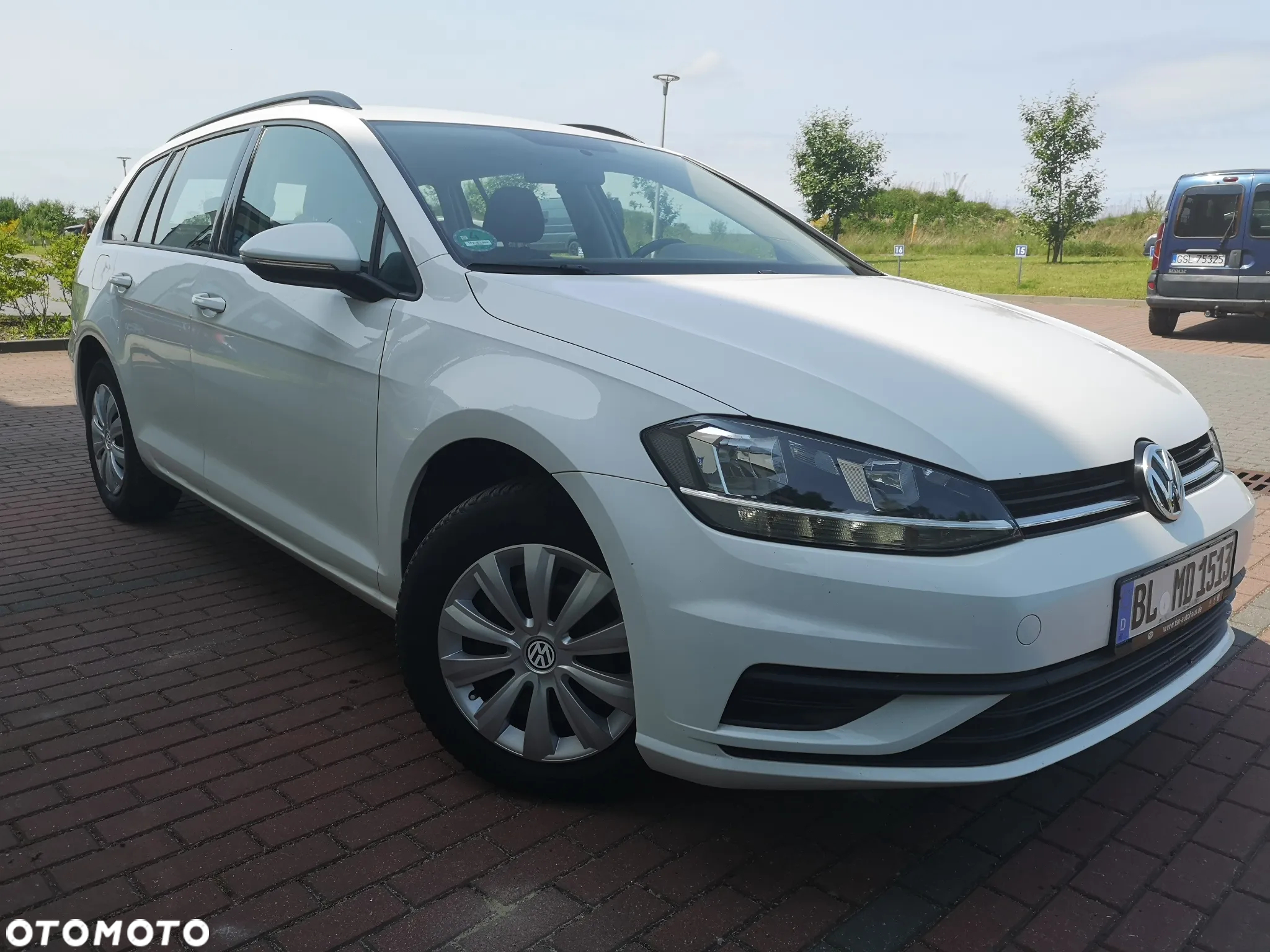 Volkswagen Golf 1.6 TDI SCR Comfortline - 2