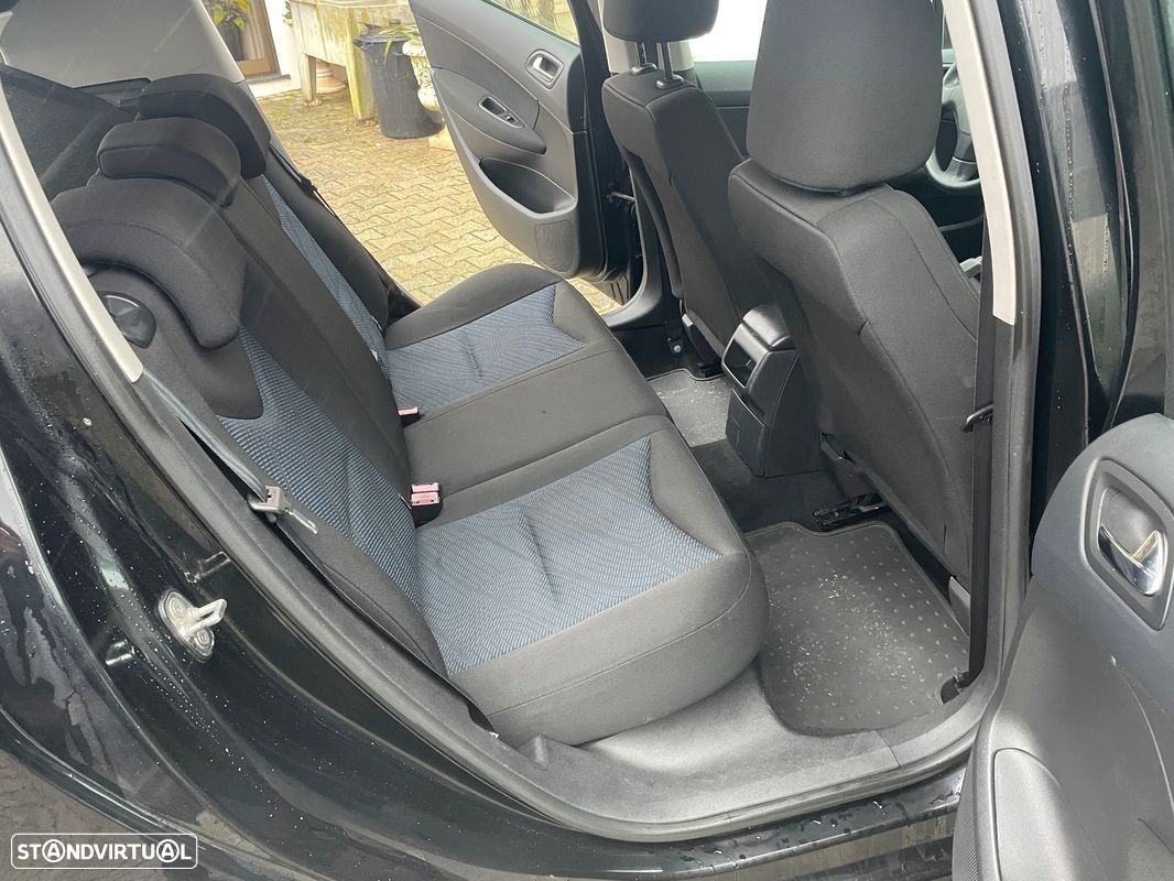 Peugeot 308 1.6 HDi Executive - 19