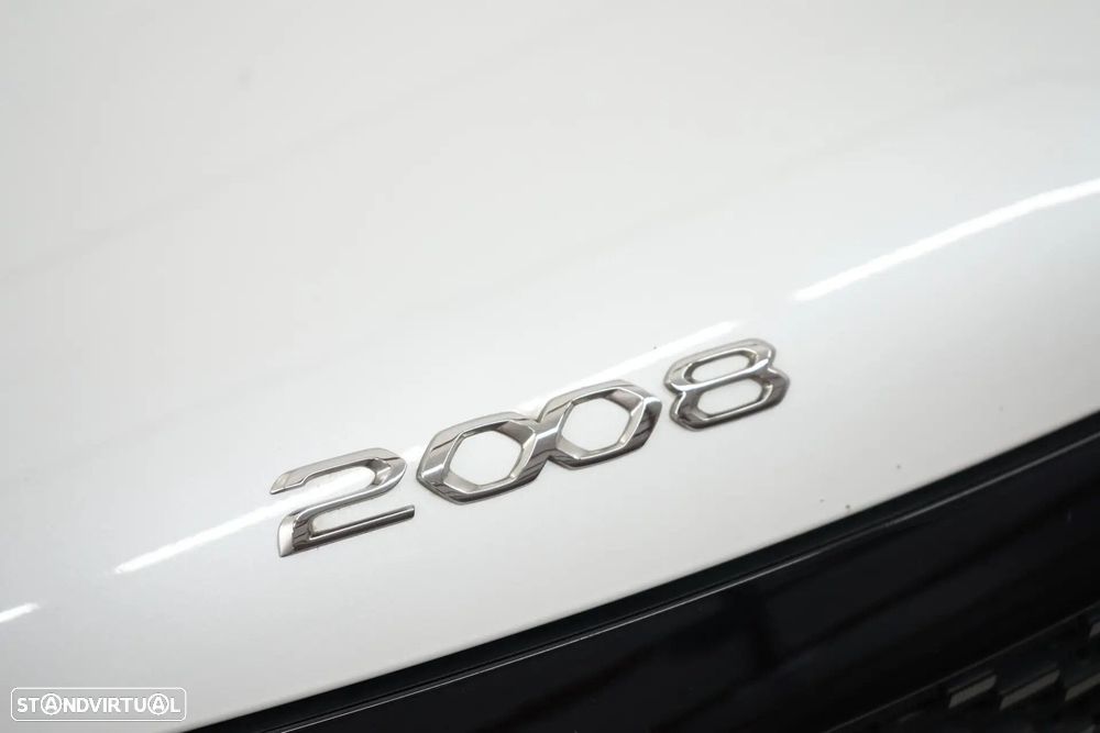 Peugeot 2008 1.2 PureTech Allure Pack EAT8 - 9