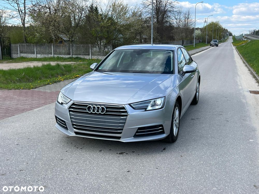 Audi A4 Limousine - 18