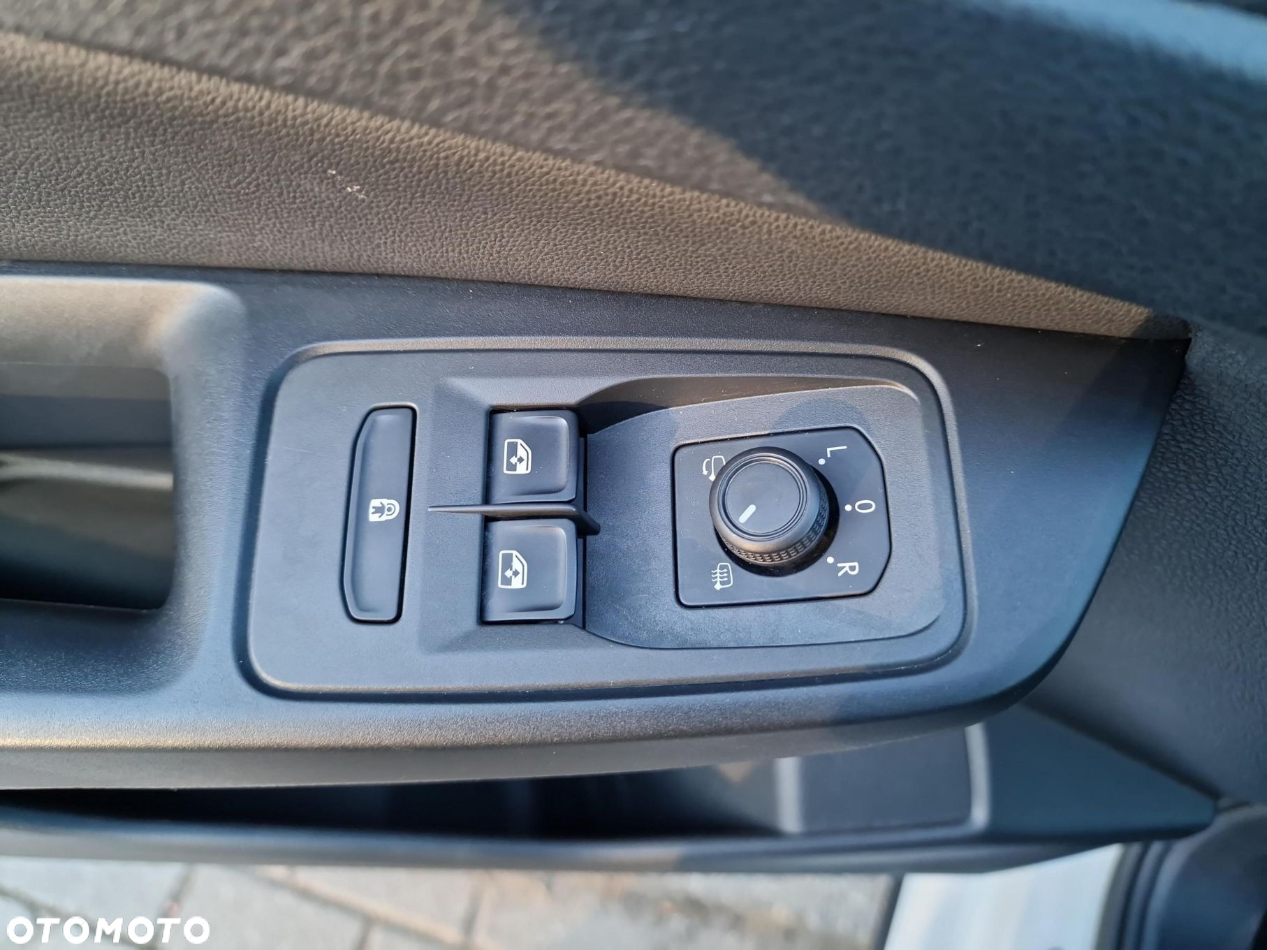 Volkswagen Caddy 2.0 TDI PanAmericana DSG - 16