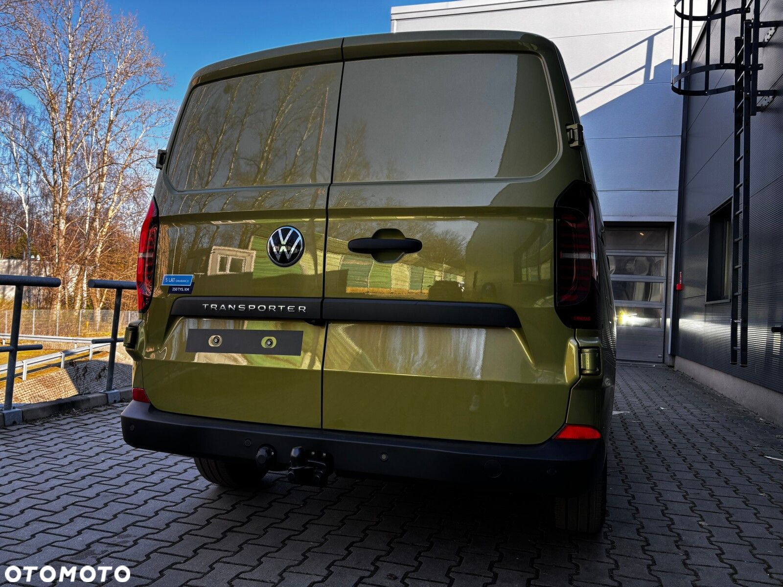 Volkswagen Transporter 2.0 TDI 150 KM 6-bm L1 - 14