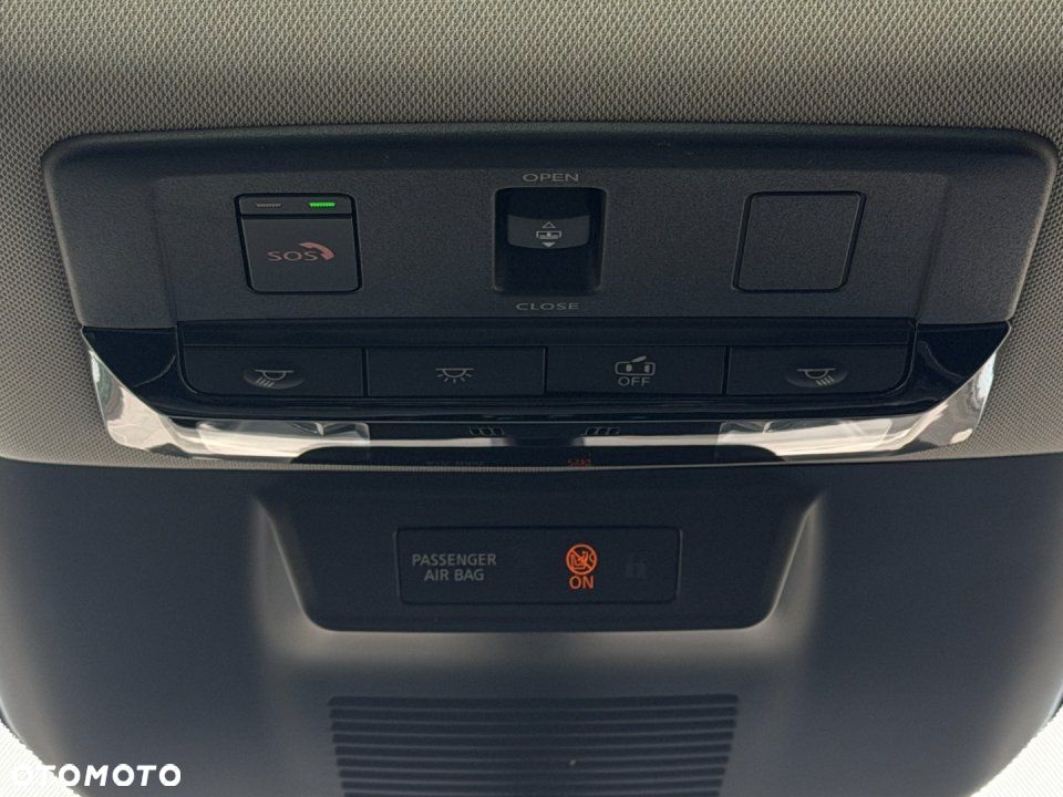 Nissan Qashqai - 25