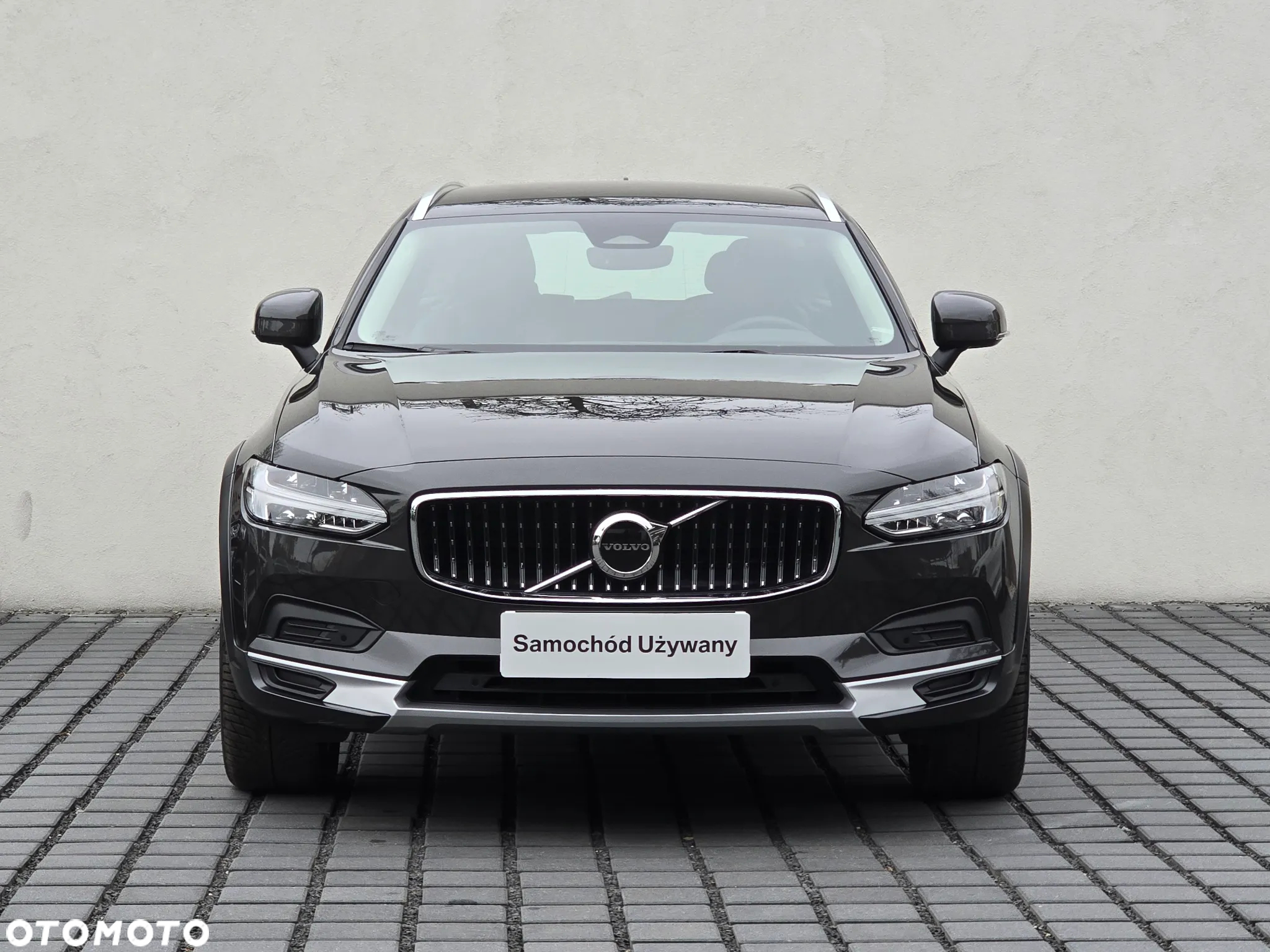 Volvo V90 Cross Country - 3