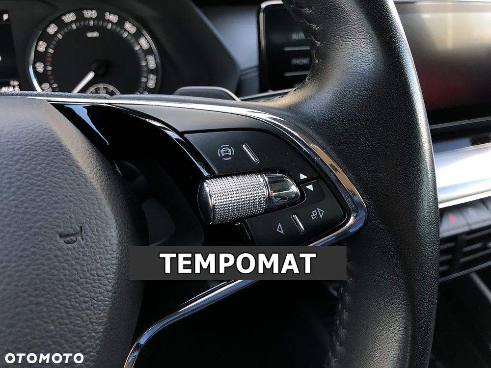 Skoda Octavia 2.0 TDI Ambition DSG - 25