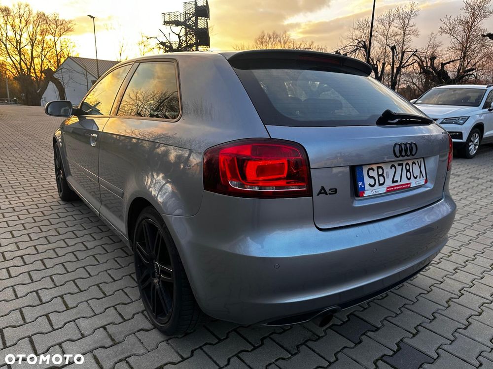 Audi A3 3-drzwiowe 2.0 TDI DPF S tronic Ambition - 5