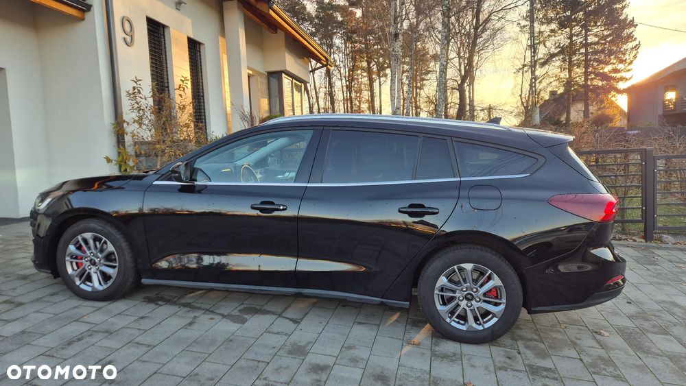 Ford Focus 1.5 EcoBlue Start-Stopp-System TITANIUM - 5