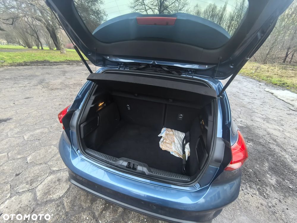 Ford Focus 1.0 EcoBoost Start-Stopp-System ST-LINE STYLE - 38