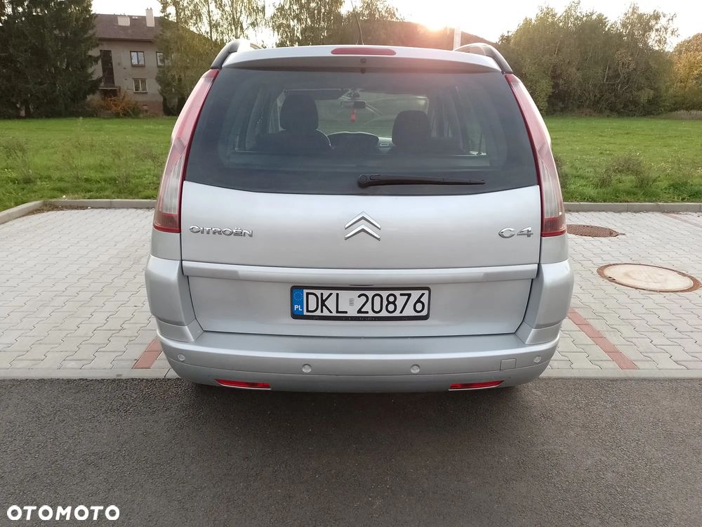 Citroen C4 Grand Picasso 2010 photo 4