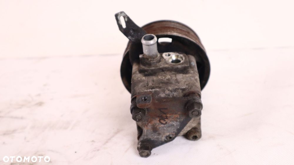 VOLVO V70 III POMPA WSPOMAGANIA 6G91-3A696-NB - 3