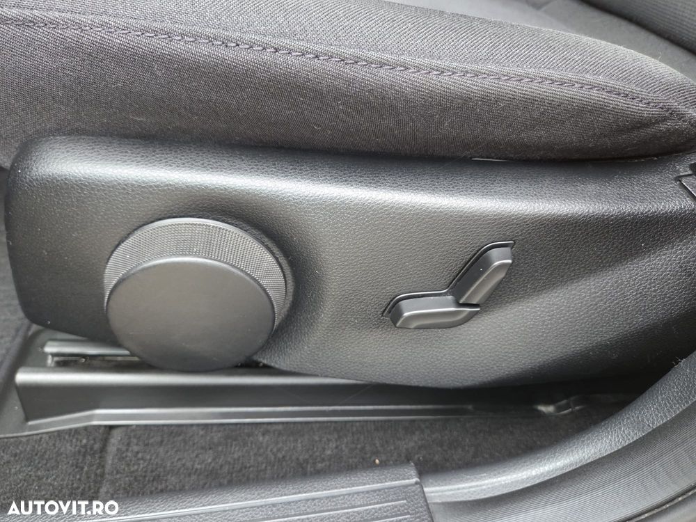 Mercedes-Benz GLK 220 CDI DPF 4Matic BlueEFFICIENCY 7G-TRONIC - 18