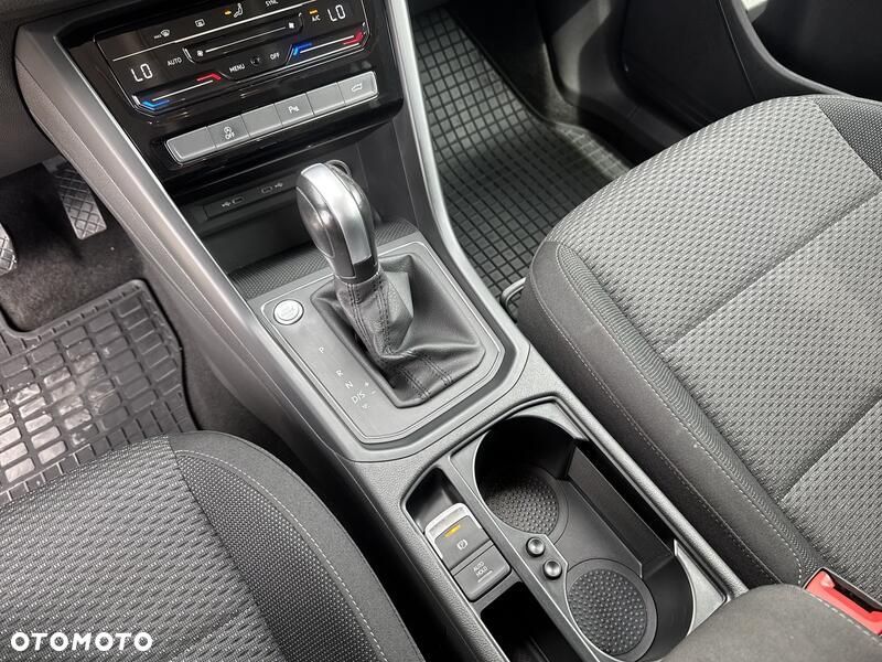 Volkswagen Touran 2.0 TDI BMT Comfortline DSG - 16