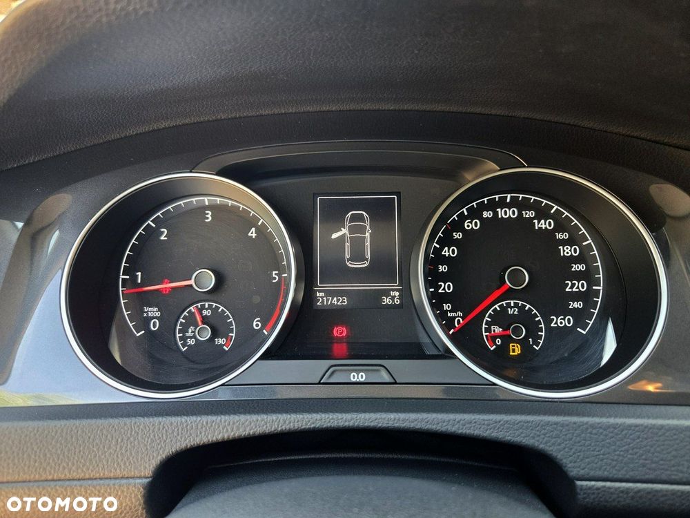 Volkswagen Golf 1.6 TDI BMT Comfortline - 25