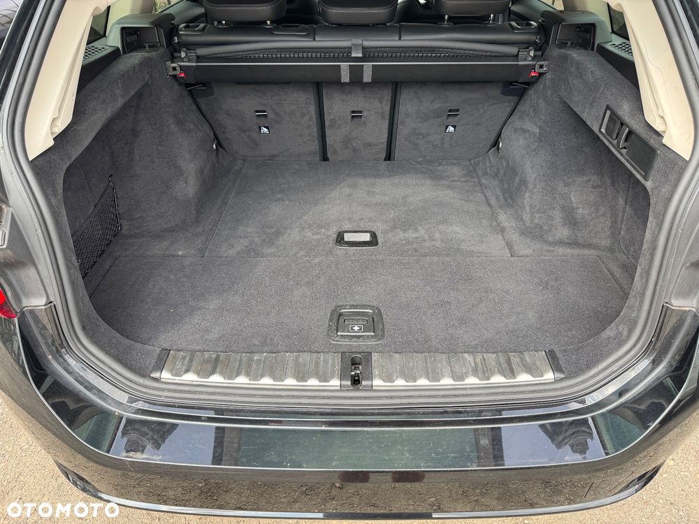BMW Seria 3 318d - 22