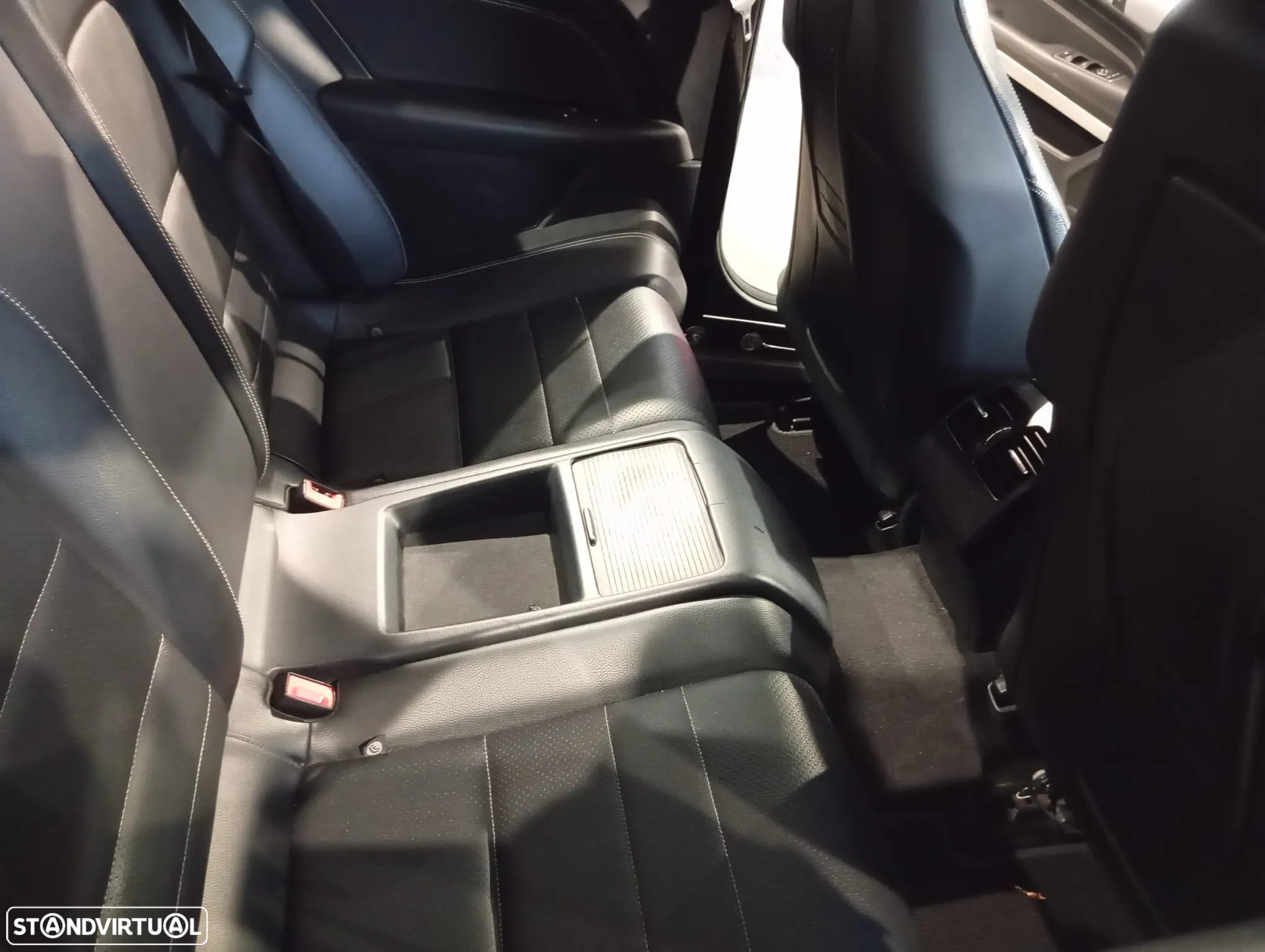 Mercedes-Benz E 220 CDI Coupe 7G-TRONIC - 36