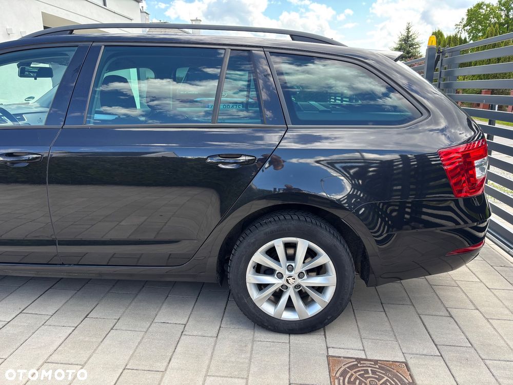Skoda Octavia 2.0 TSI Ambition DSG - 9