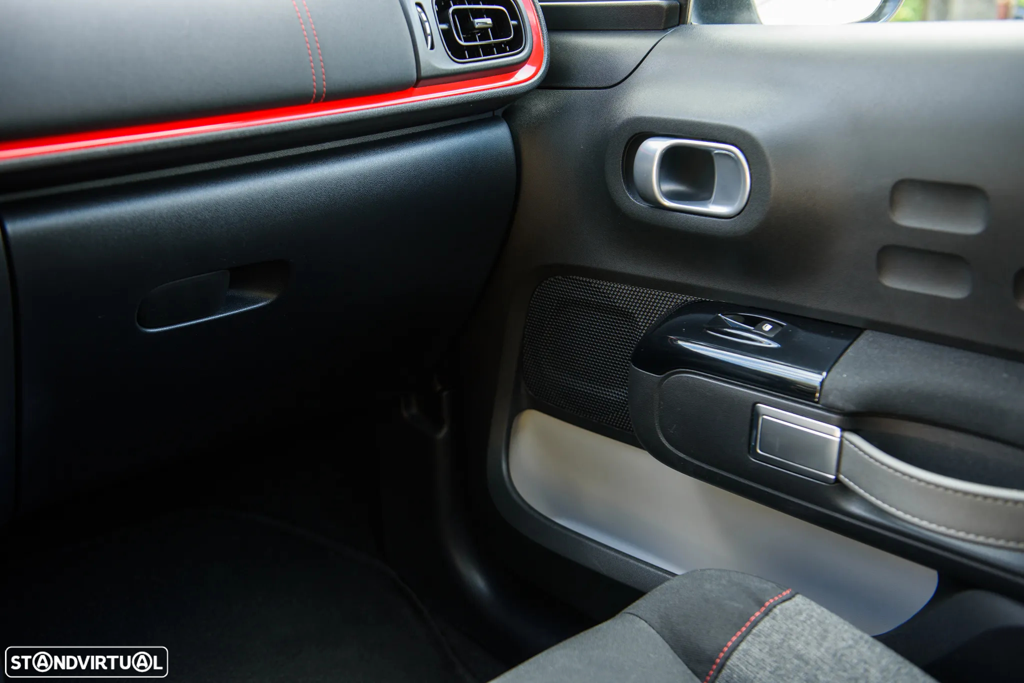 Citroën C3 1.2 PureTech Shine - 35