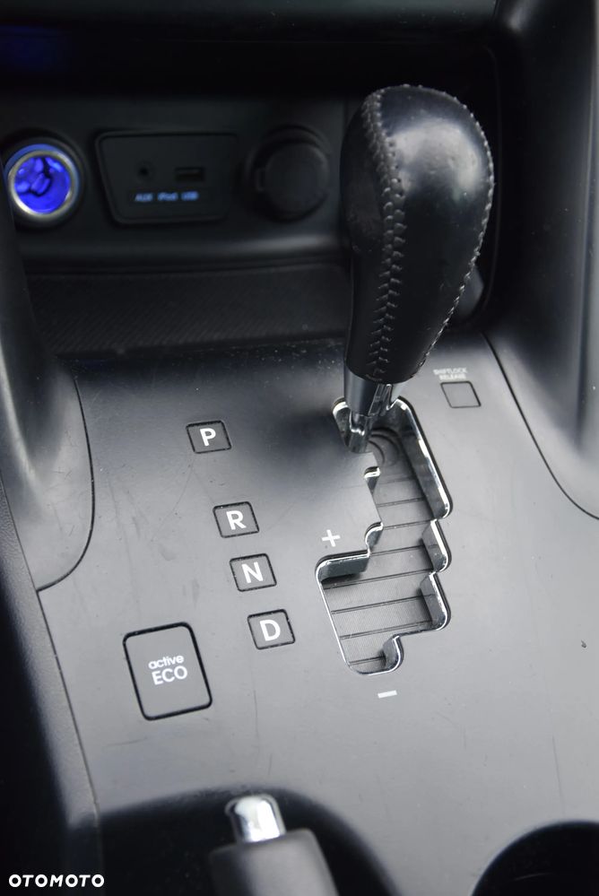 Hyundai ix35 2.0 CRDi 4WD Automatik Style - 24