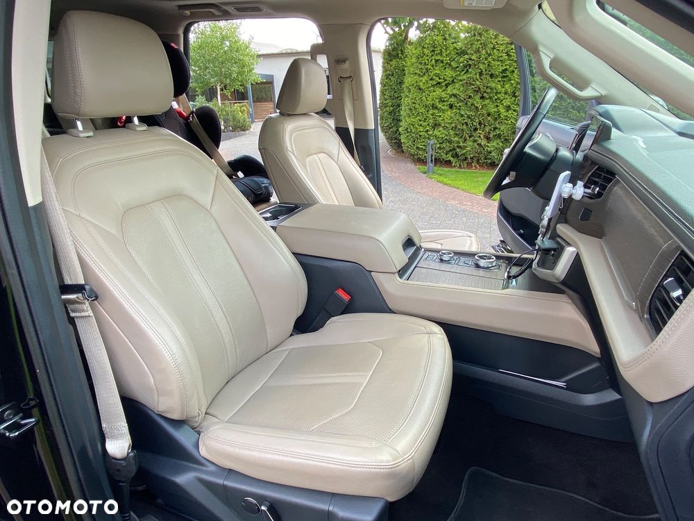 Ford Expedition - 21