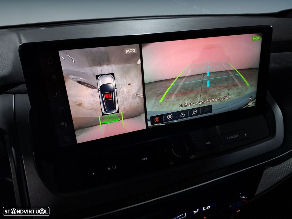 Nissan Qashqai 1.3 DIG-T Evolve + Two Tone Xtronic - 16