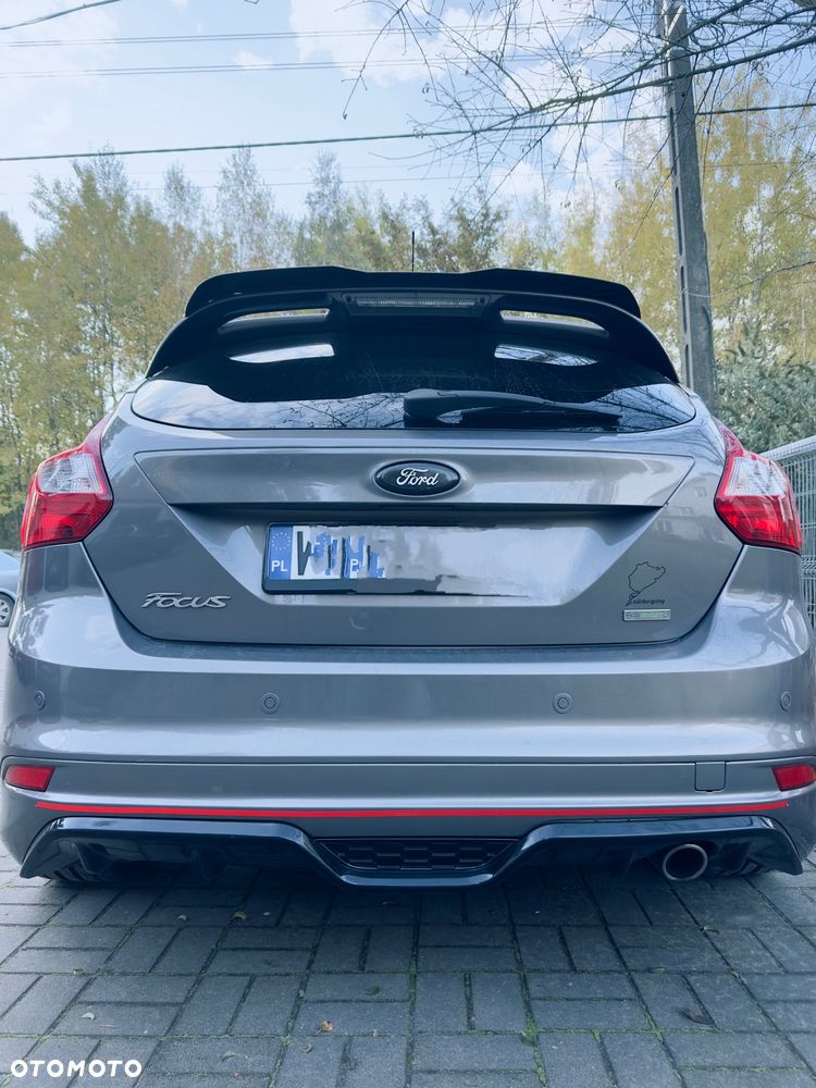 Ford Focus 1.6 EcoBoost Titanium - 4