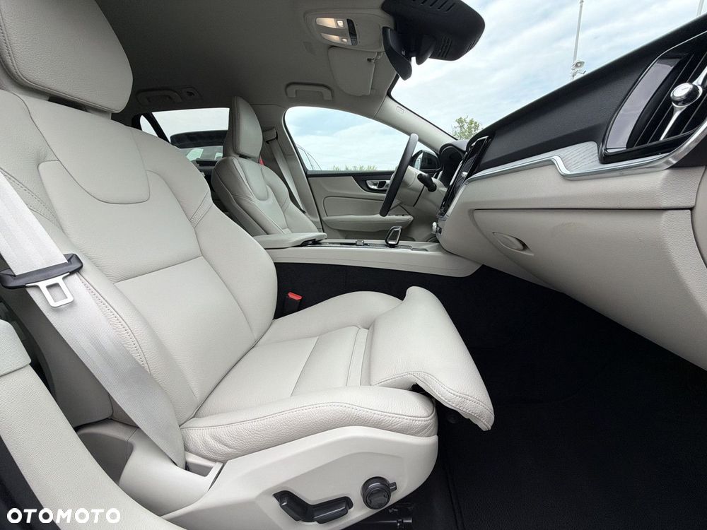 Volvo V60 - 10