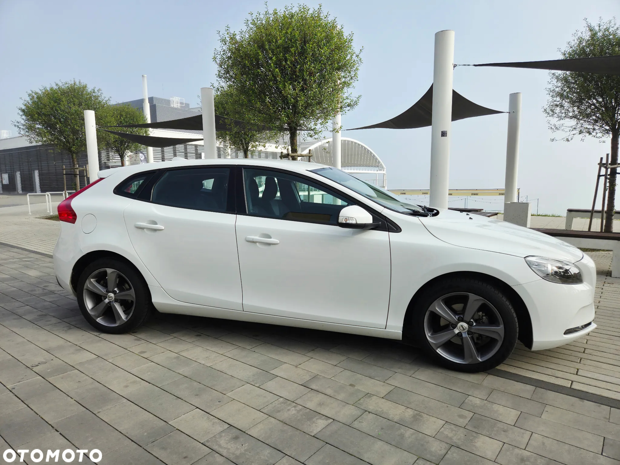Volvo V40 D2 Drive-E Kinetic - 17