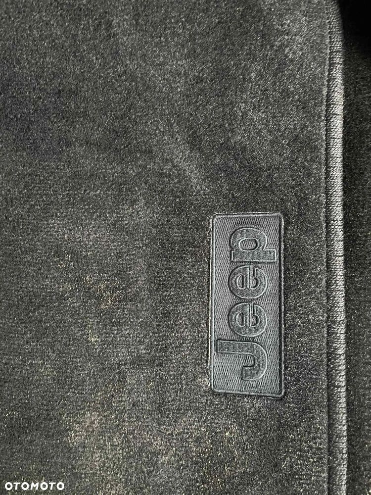 Jeep Grand Cherokee Diesel Overland - 14