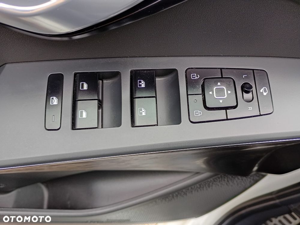 Kia Niro 64kWh XL - 18